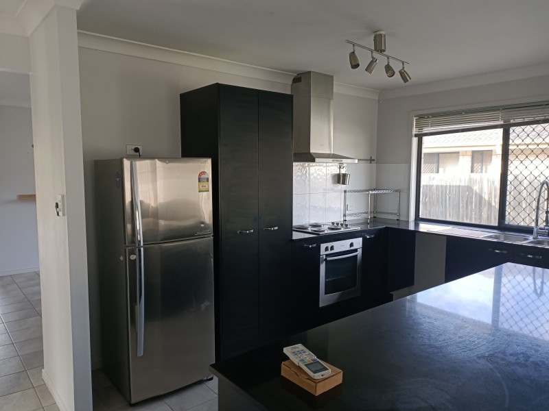 10 Kingsburgh Street, Raceview QLD 4305