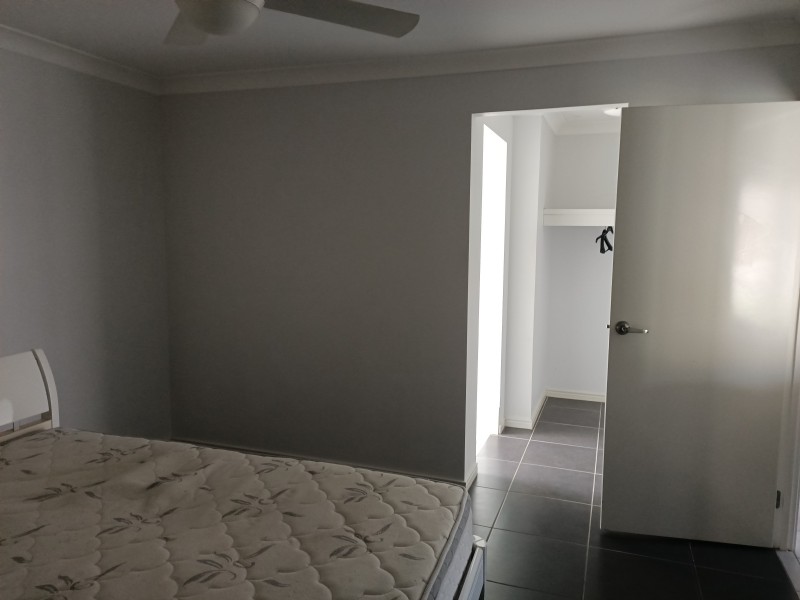 10 Kingsburgh Street, Raceview QLD 4305