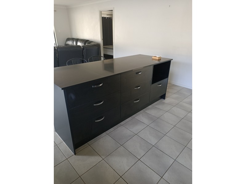 10 Kingsburgh Street, Raceview QLD 4305