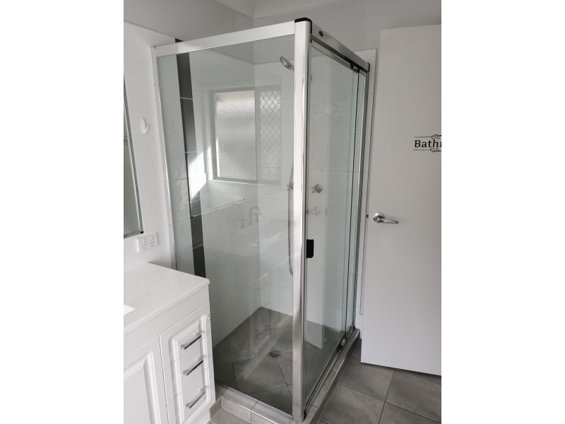 10 Kingsburgh Street, Raceview QLD 4305