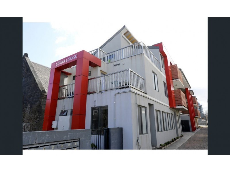 13 Pickett Street, Footscray VIC 3011