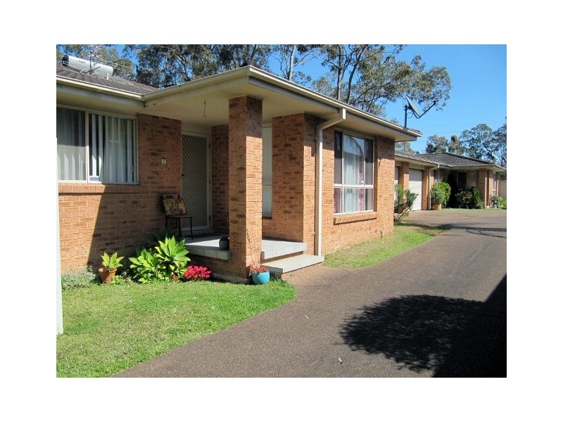 1/8 Narara Avenue, Charmhaven NSW 2263