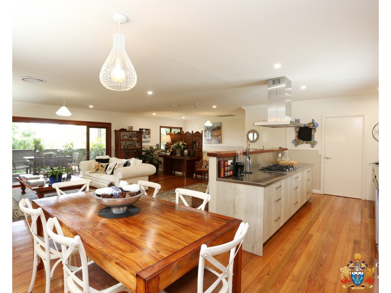 96 Main Western Road, Tamborine Mountain QLD 4272