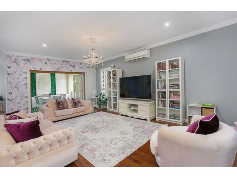 87 Lamberth Road, Regents Park QLD 4118