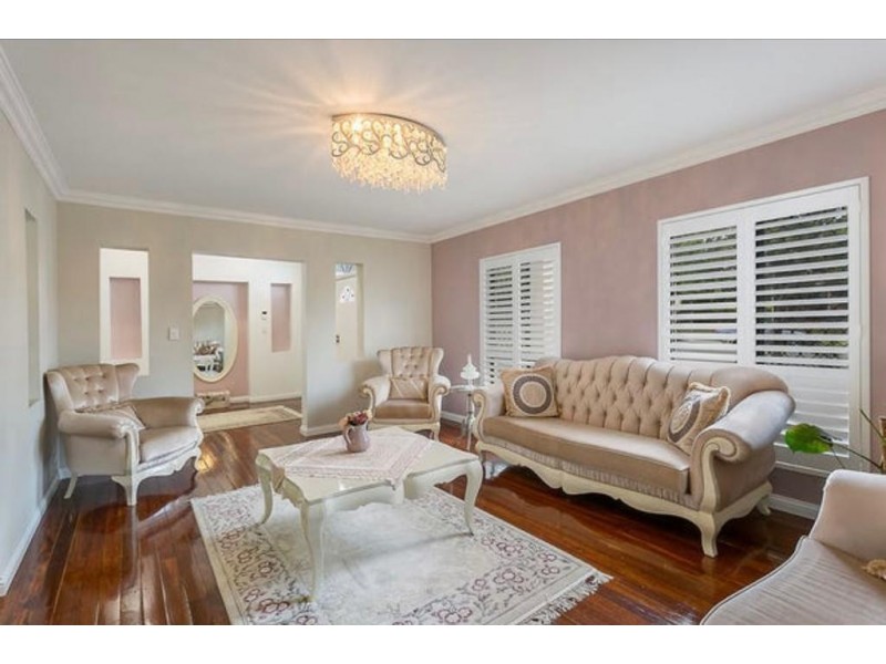 87 Lamberth Road, Regents Park QLD 4118