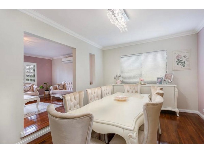 87 Lamberth Road, Regents Park QLD 4118