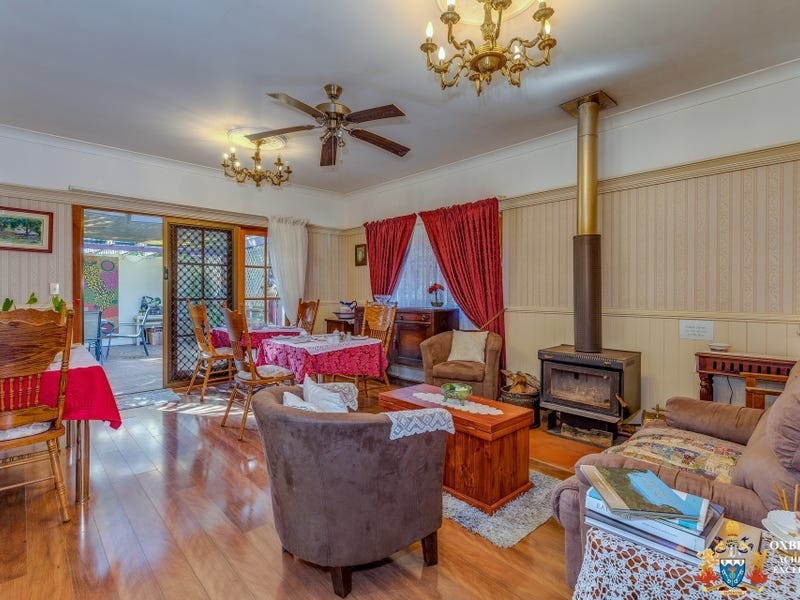 1/8 Wongawallan Road, Tamborine Mountain QLD 4272