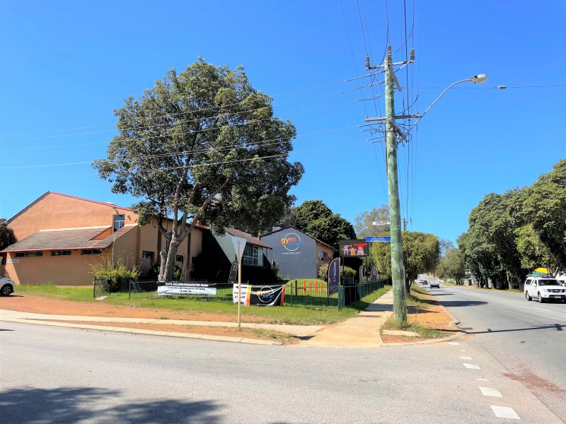 81 Canning Road, Kalamunda WA 6076