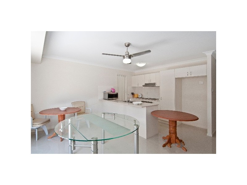 2/43B Short Street, Loganlea QLD 4131