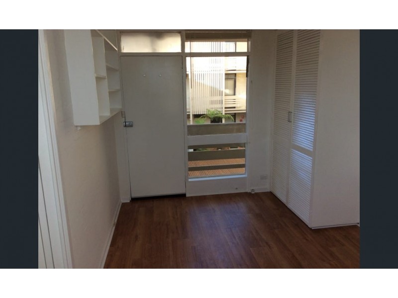 206/44 Barkly Street, St Kilda VIC 3182