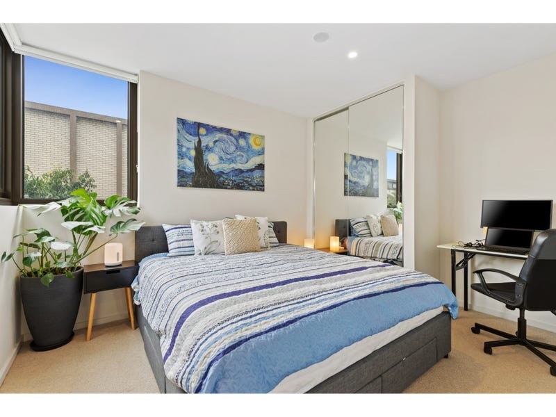 104/8 Bond Street, Caulfield North VIC 3161