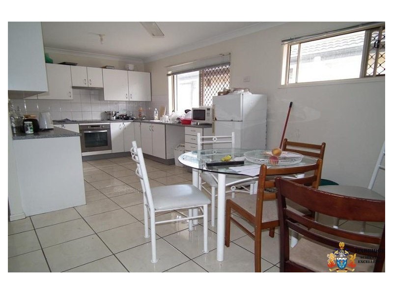 97 Sherwood Road, Rocklea QLD 4106