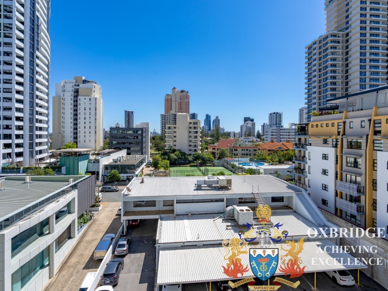 72/15 Victoria Avenue, Broadbeach QLD 4218