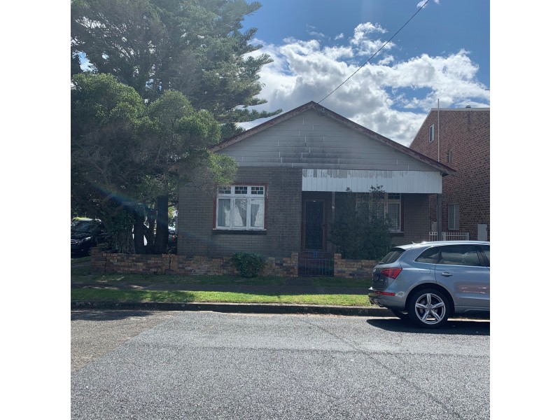 24 Lindsay Street, Hamilton NSW 2303