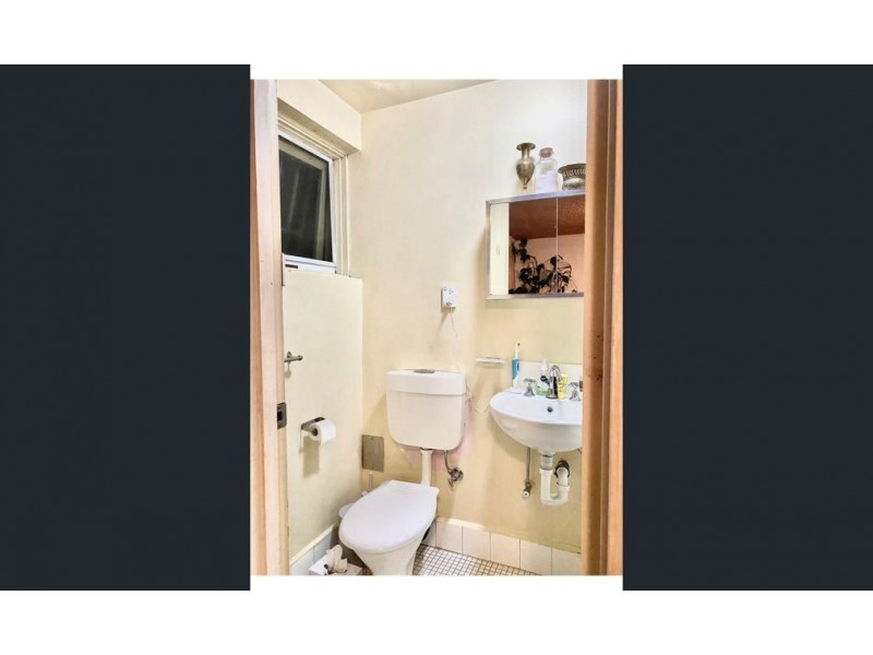 2/550 Moreland Road, Brunswick West VIC 3055