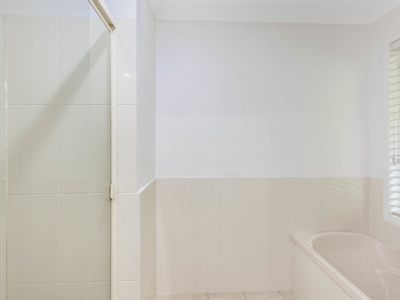 10 Cotswold Court, Rochedale South QLD 4123