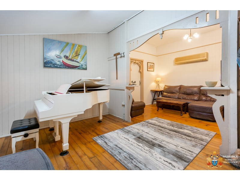 2 Spring Street, East Ipswich QLD 4305