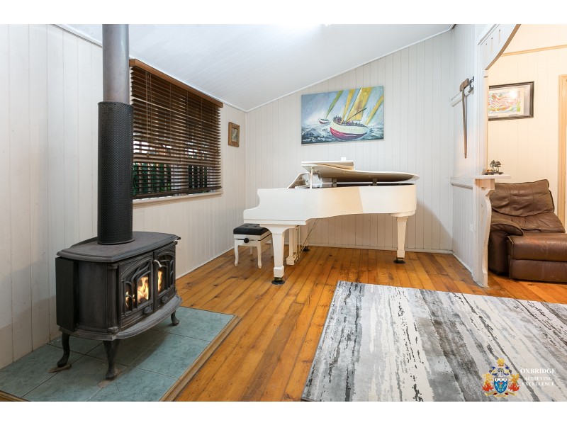 2 Spring Street, East Ipswich QLD 4305