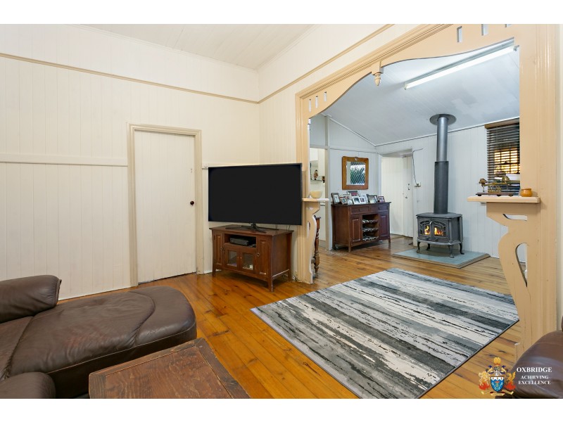 2 Spring Street, East Ipswich QLD 4305