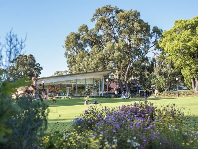 201/150 Broadway, Crawley WA 6009