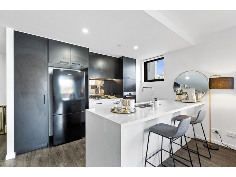 201/28 Wolseley Street, Woolloongabba QLD 4102