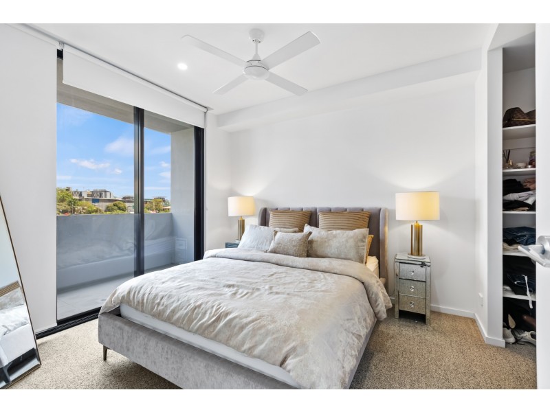 201/28 Wolseley Street, Woolloongabba QLD 4102