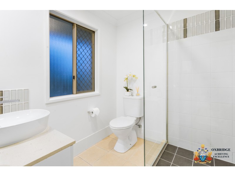 15 Donald Place, Brassall QLD 4305