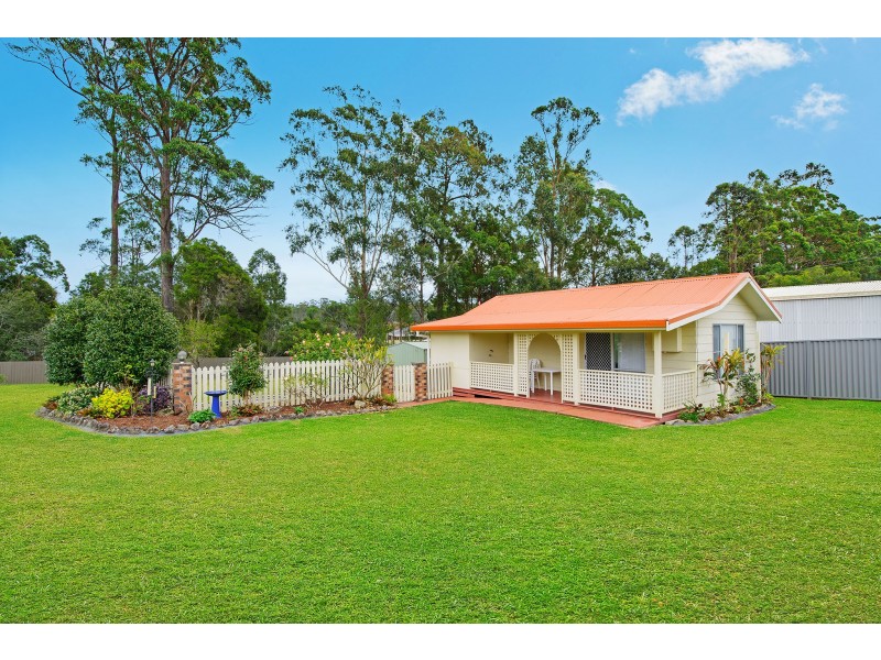 8 Colonial Circuit, Wauchope NSW 2446