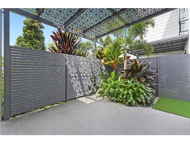 12/50 Compass Drive, Biggera Waters QLD 4216
