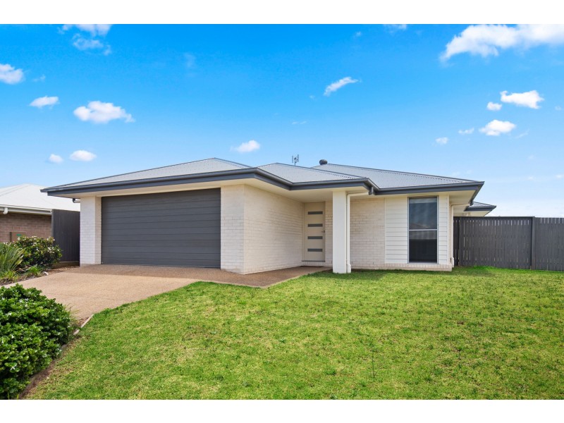 12 Jardine St, Urraween QLD 4655