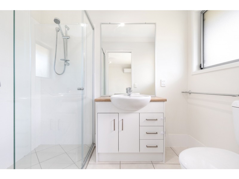 12 Jardine St, Urraween QLD 4655