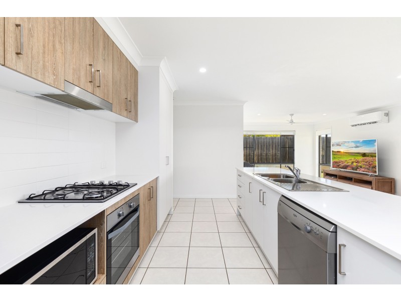 12 Jardine St, Urraween QLD 4655