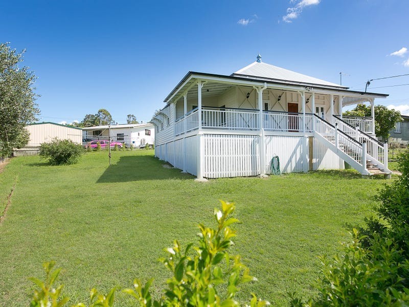18 Holmes Street, North Ipswich QLD 4305