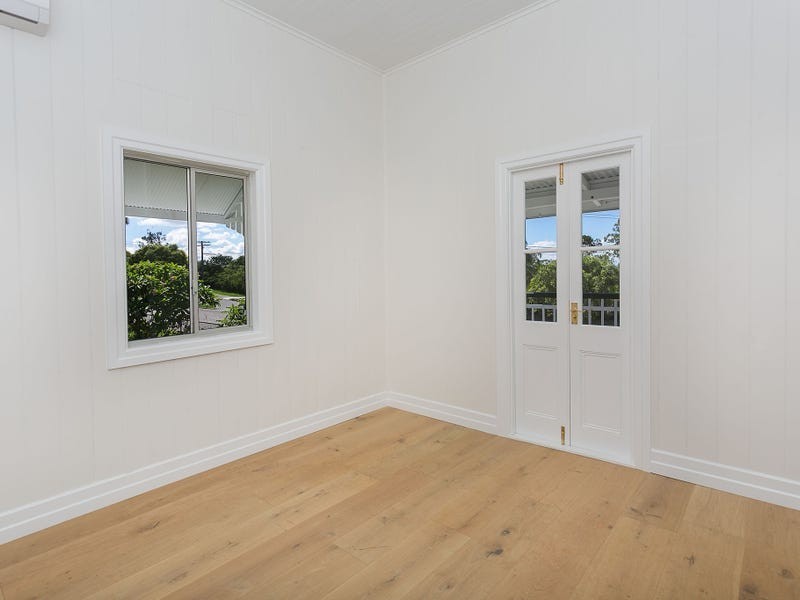 18 Holmes Street, North Ipswich QLD 4305