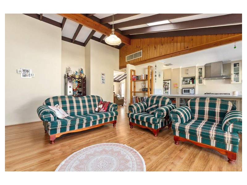 6 Nebo Close, Willetton WA 6155