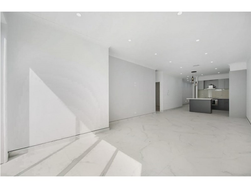 8 Coco Drive, Mickleham VIC 3064