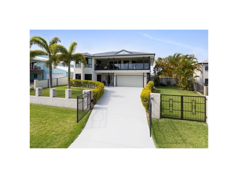 24 Avalon Street, Sandstone Point QLD 4511