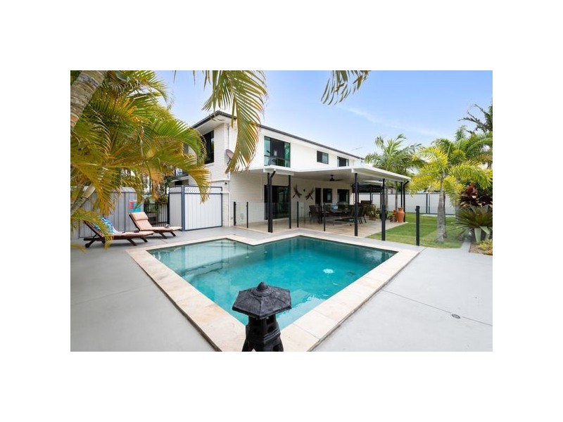 24 Avalon Street, Sandstone Point QLD 4511
