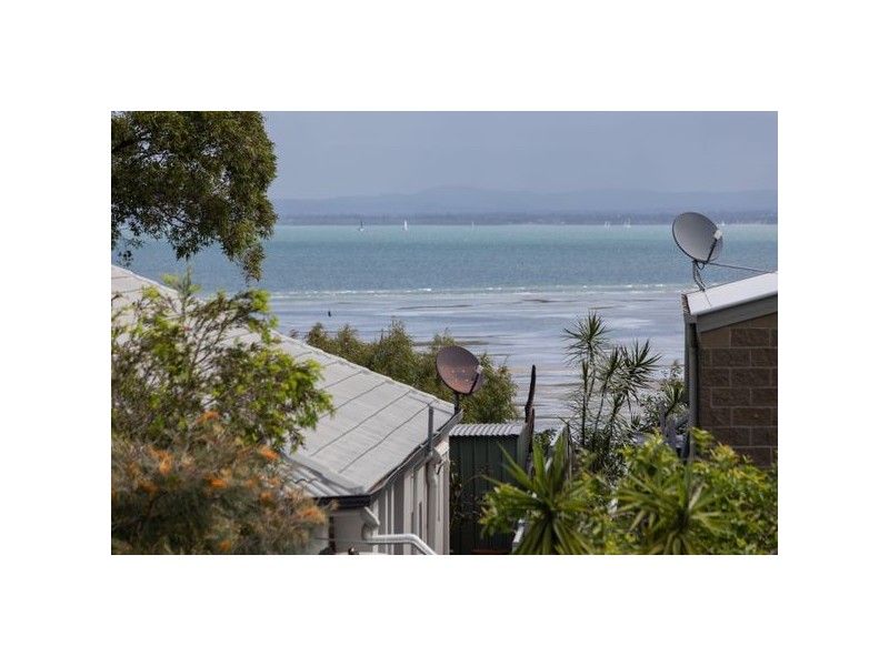 24 Avalon Street, Sandstone Point QLD 4511