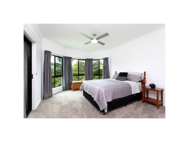 24 Avalon Street, Sandstone Point QLD 4511