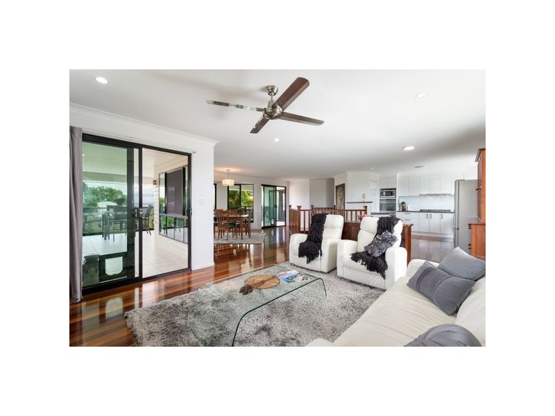 24 Avalon Street, Sandstone Point QLD 4511