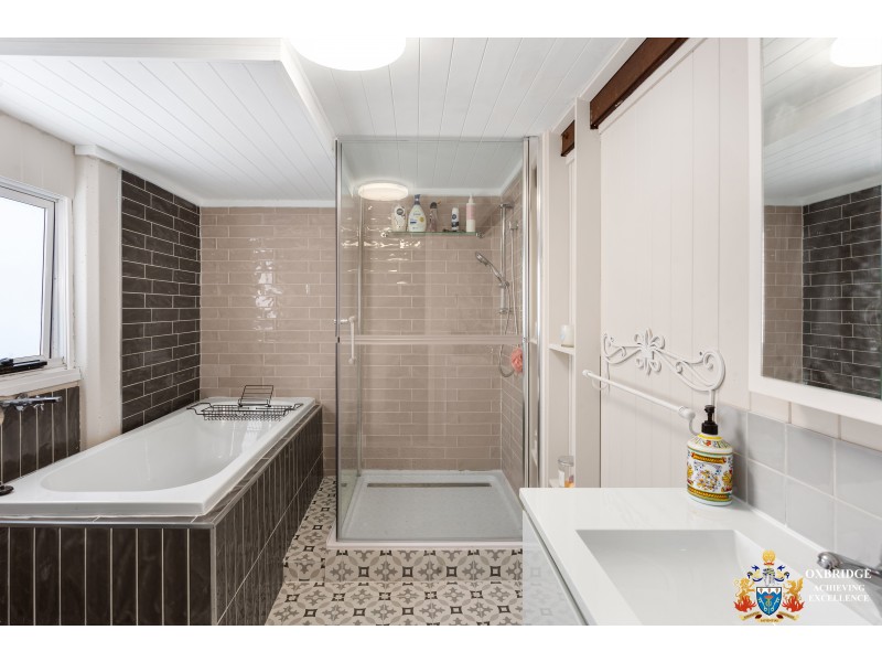 206 Pine Mountain Road, Brassall QLD 4305