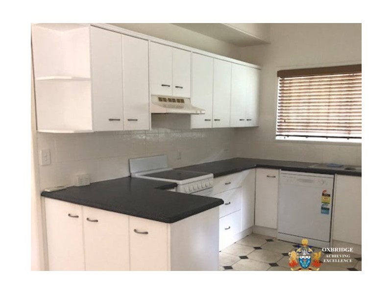 11 Depper Street, St Lucia QLD 4067