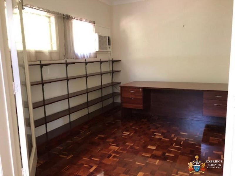 11 Depper Street, St Lucia QLD 4067
