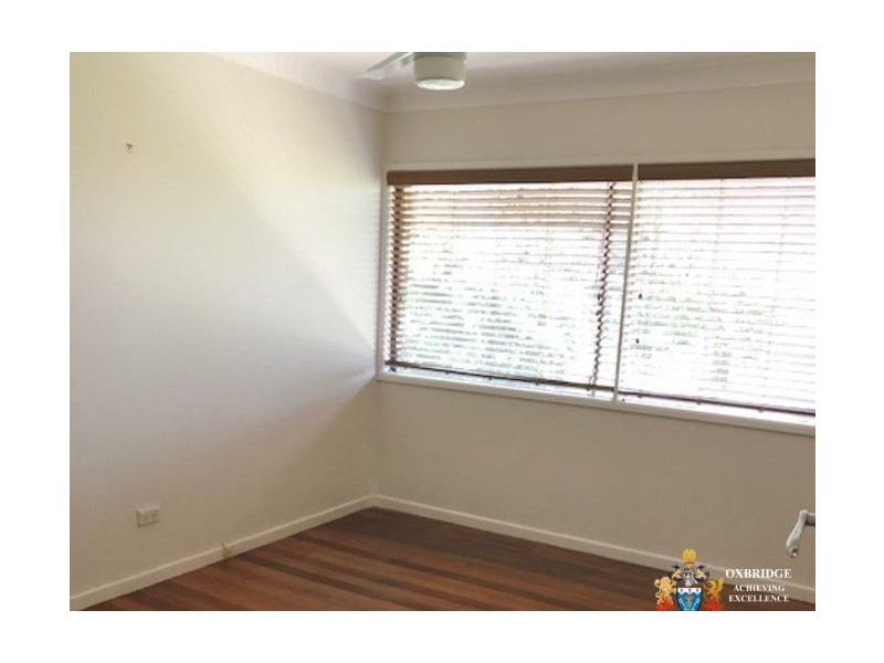 11 Depper Street, St Lucia QLD 4067