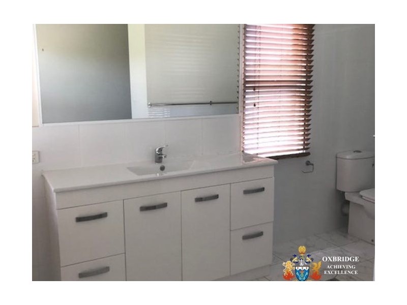 11 Depper Street, St Lucia QLD 4067