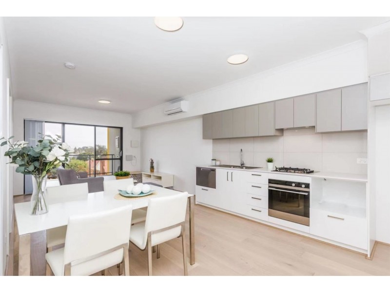 4/21 Homewood Street, Cloverdale WA 6105