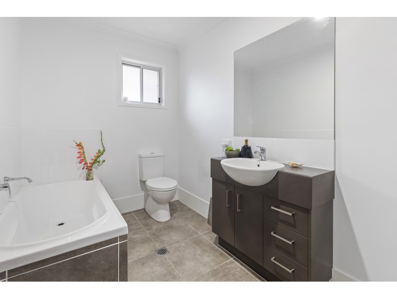 2 Skyring Street, Yandina QLD 4561