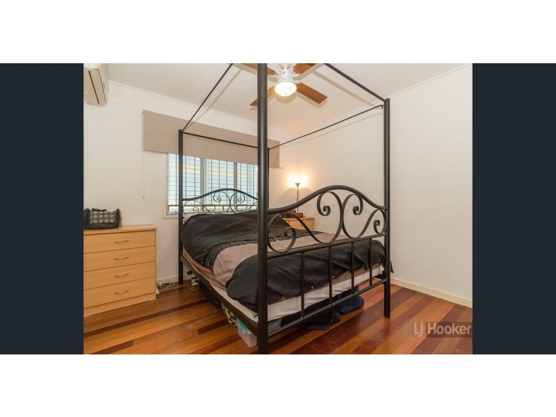 15 Lawson Street, Woodridge QLD 4114