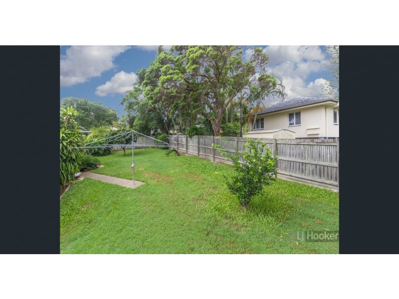 15 Lawson Street, Woodridge QLD 4114